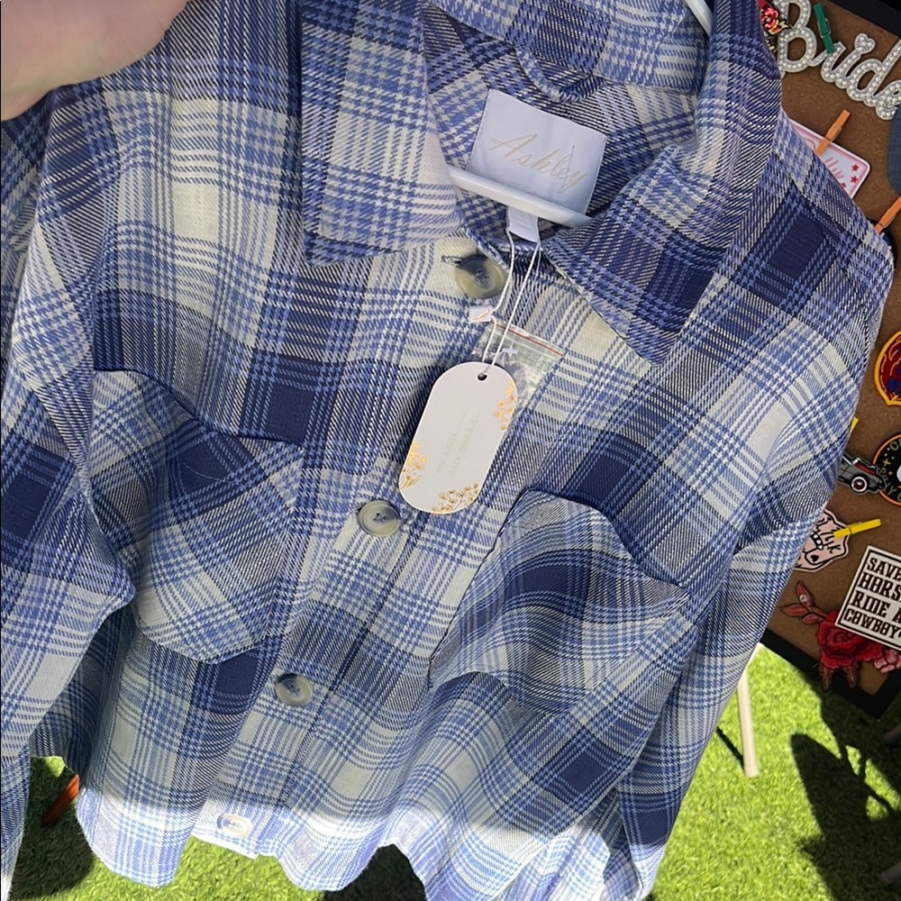 Arket Blue and White Casual Button Down Shirt